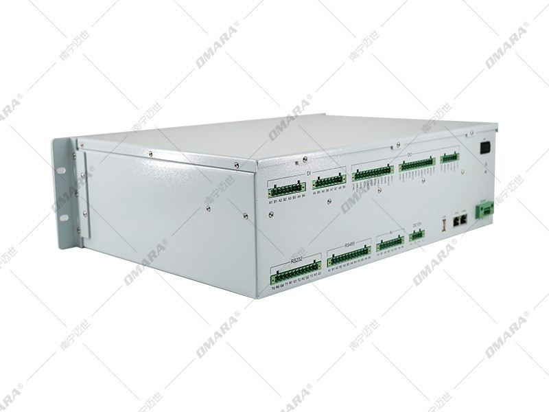 站房智能辅助与人工智能可视化网关A8-E3000斜侧面图