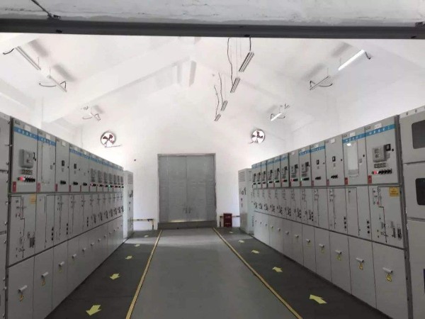 简谈工厂电力数据的收集和监控系统